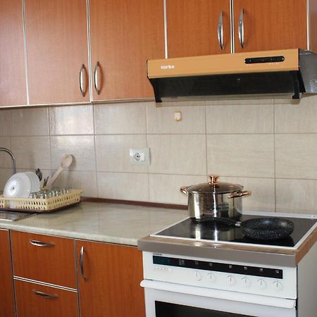 Bledi'S Comfy Apartment In New Blvd / Free Parking Tirana Kültér fotó