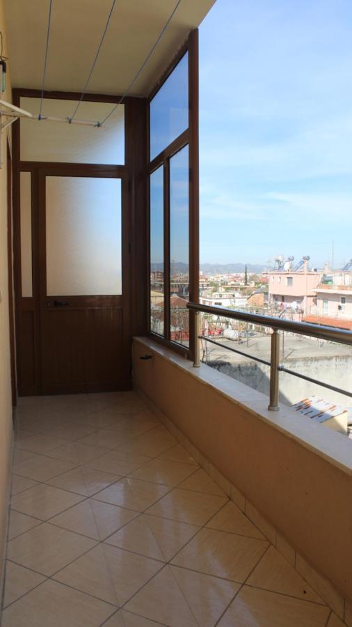 Bledi'S Comfy Apartment In New Blvd / Free Parking Tirana Kültér fotó